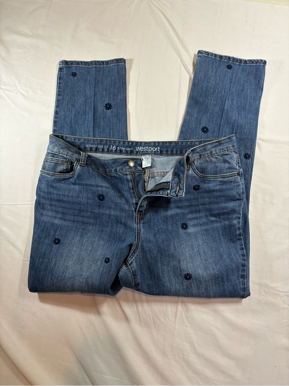 West Point signature fit jeans women’s size 16